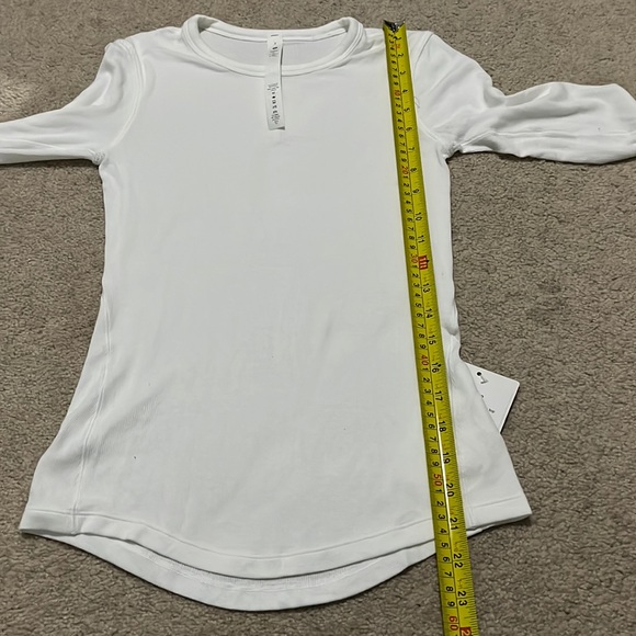 Lululemon Shirt - Picture 7 of 12